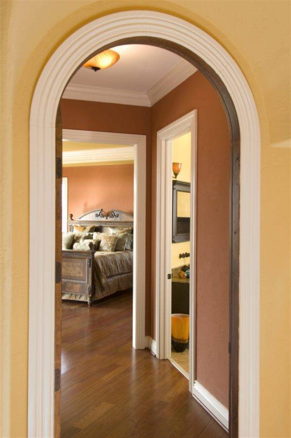 Выбор арки в дверной проем: популярные варианты с фото