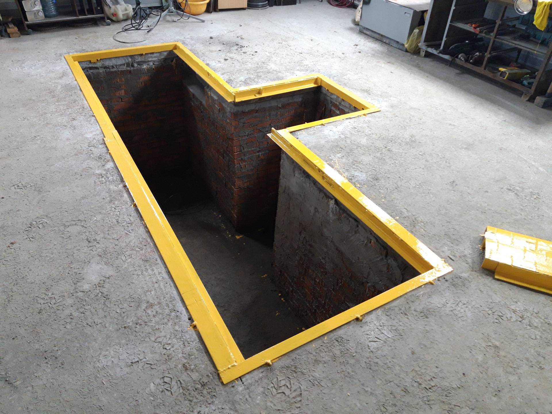 Смотровая яма в гараже - технология строительства и советы по уходу (видео + фото)