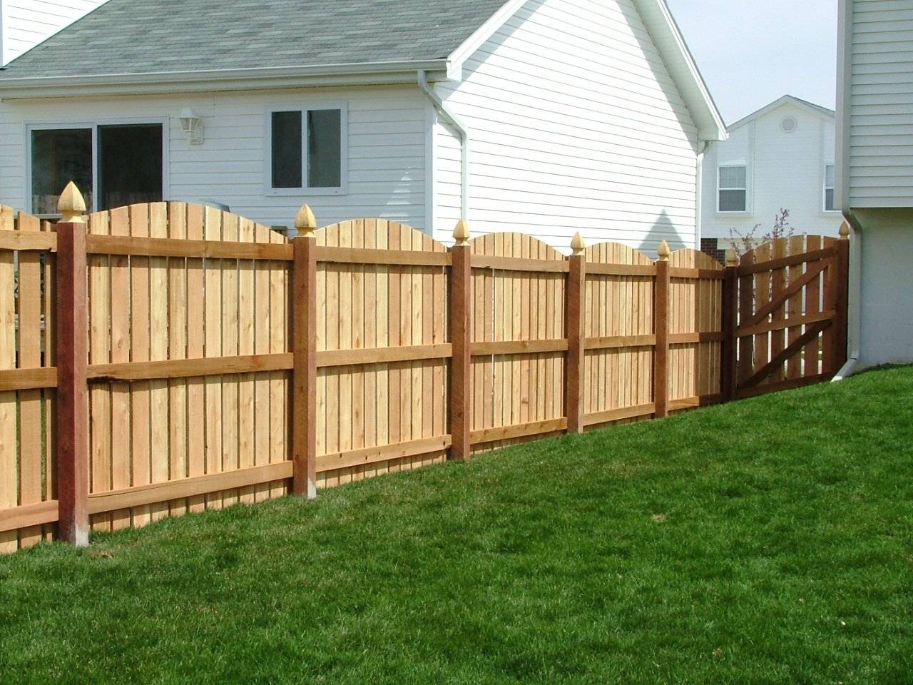 Форум какой забор. Деревянный забор. Красивый забор. Деревянный заборчик. Деревянные заборы и ограждения.
