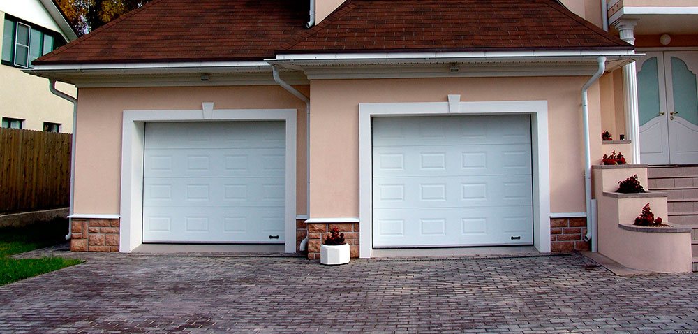 Автоматические гаражные ворота – плюсы и минусы