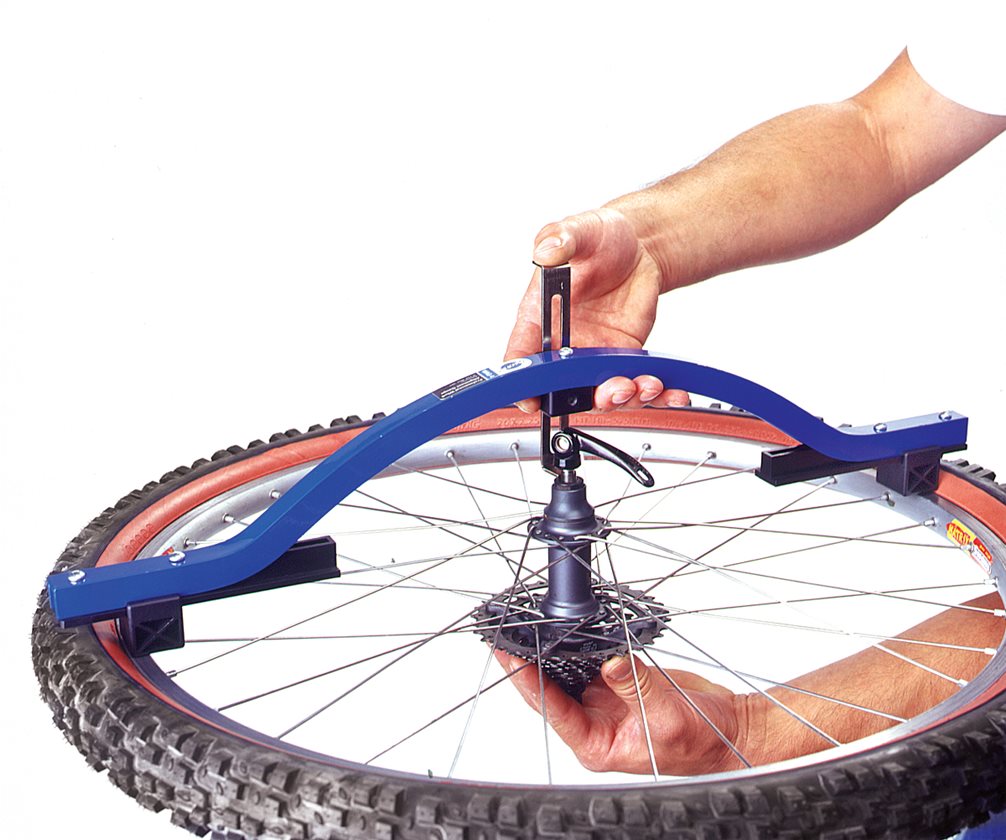Что делать если шатается колесо на велосипеде