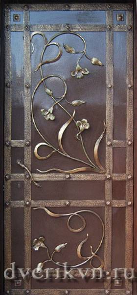 Двери с элементами ковки: металлические (железные, стальные) и деревянные, входные, с решетками, массивные и легкие межкомнатные, художественная и холодная обработка, все подробности