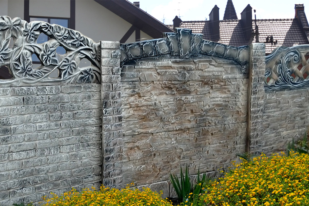 Декоративный бетонный забор: установка своими руками, фото, видео и разновидности
