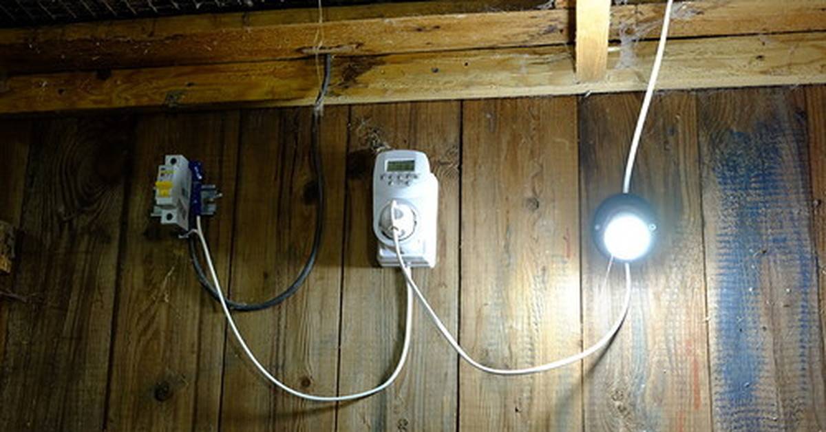 Как сделать освещение в гараже без электричества