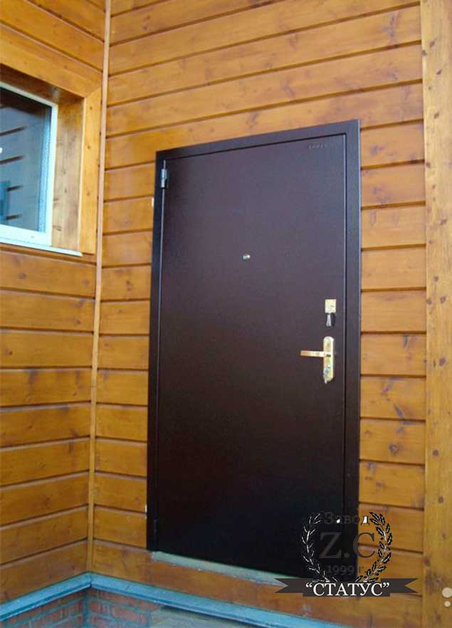 Характеристики входных дверей с утеплителем и особенности металического полотна, теплоизоляция в доме