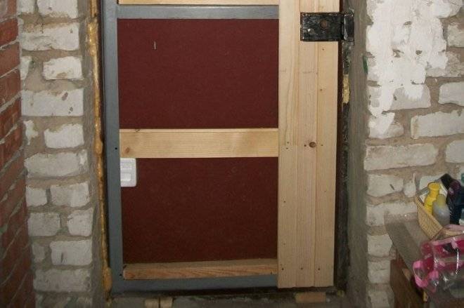 Как своими руками сделать утепленные входные металлические двери?