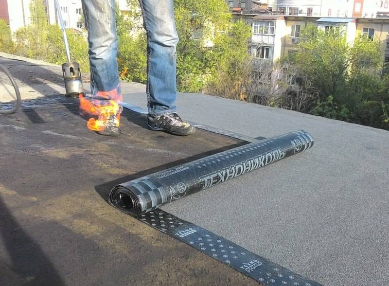 Как сделать и чем покрыть крышу на гараже