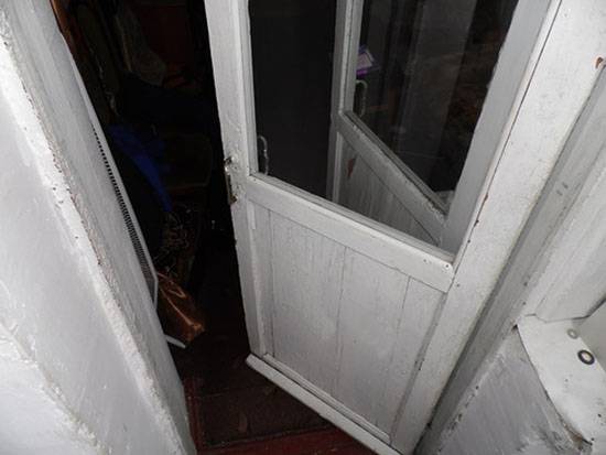 Как утеплить балконную дверь на зиму — пластиковую, деревянную и алюминиевую