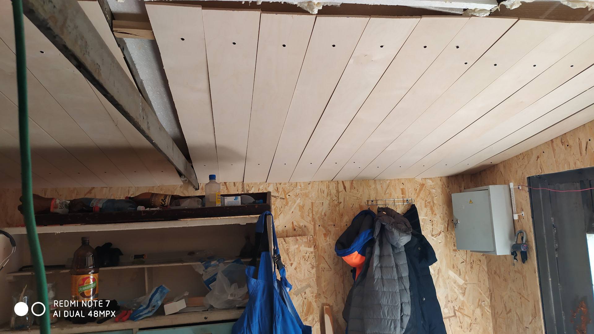 Как сделать потолок в гараже своими руками, чем лучше обшить и отделать