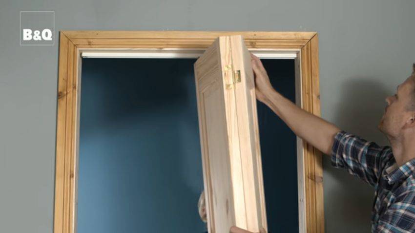 Как установить дверь книжку своими руками пошаговая инструкция