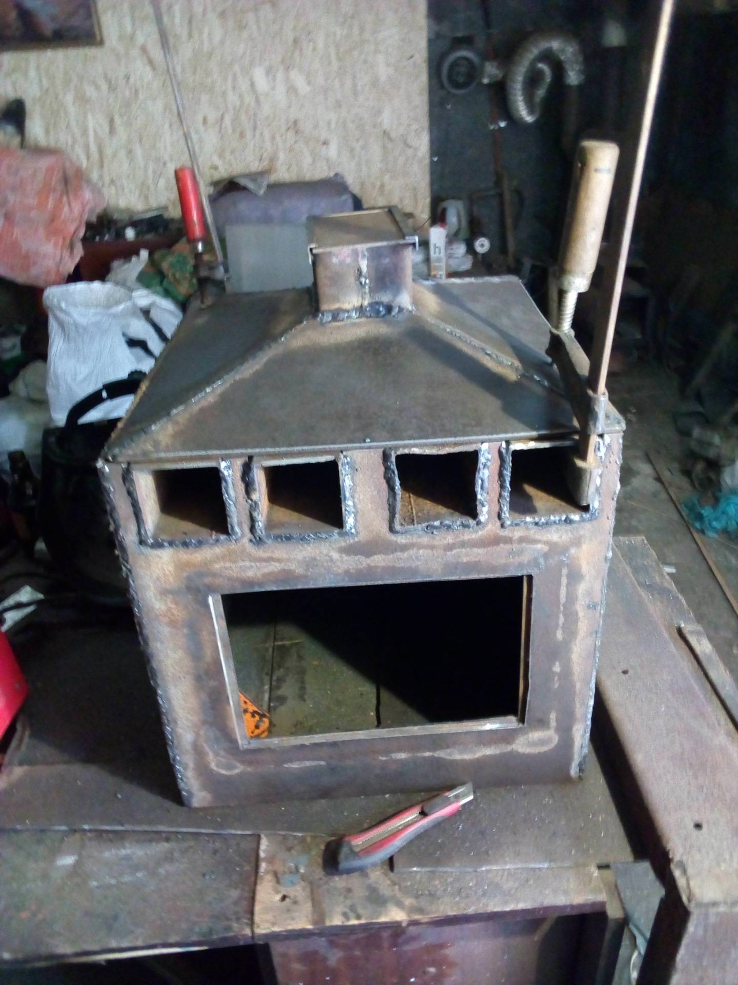 Печка в гараж своими руками: самодельное дизельное или масляное устройство на отработке, печь из трубы на дровах