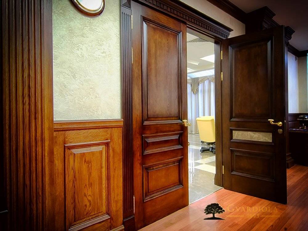 Межкомнатные двери из массива дерева от производителя: практичность и разнообразие выбора в фото примерах