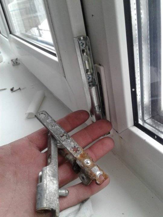 Ремонт балконной двери пластиковой своими руками, замена стекла