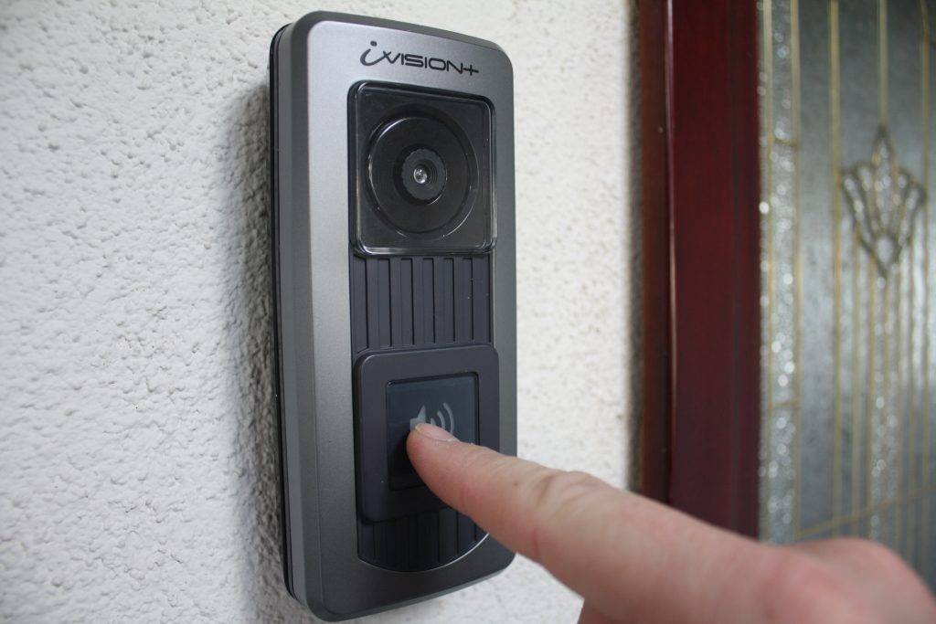 Как выбрать лучший дверной звонок - топ современных моделей и систем наружного наблюдения