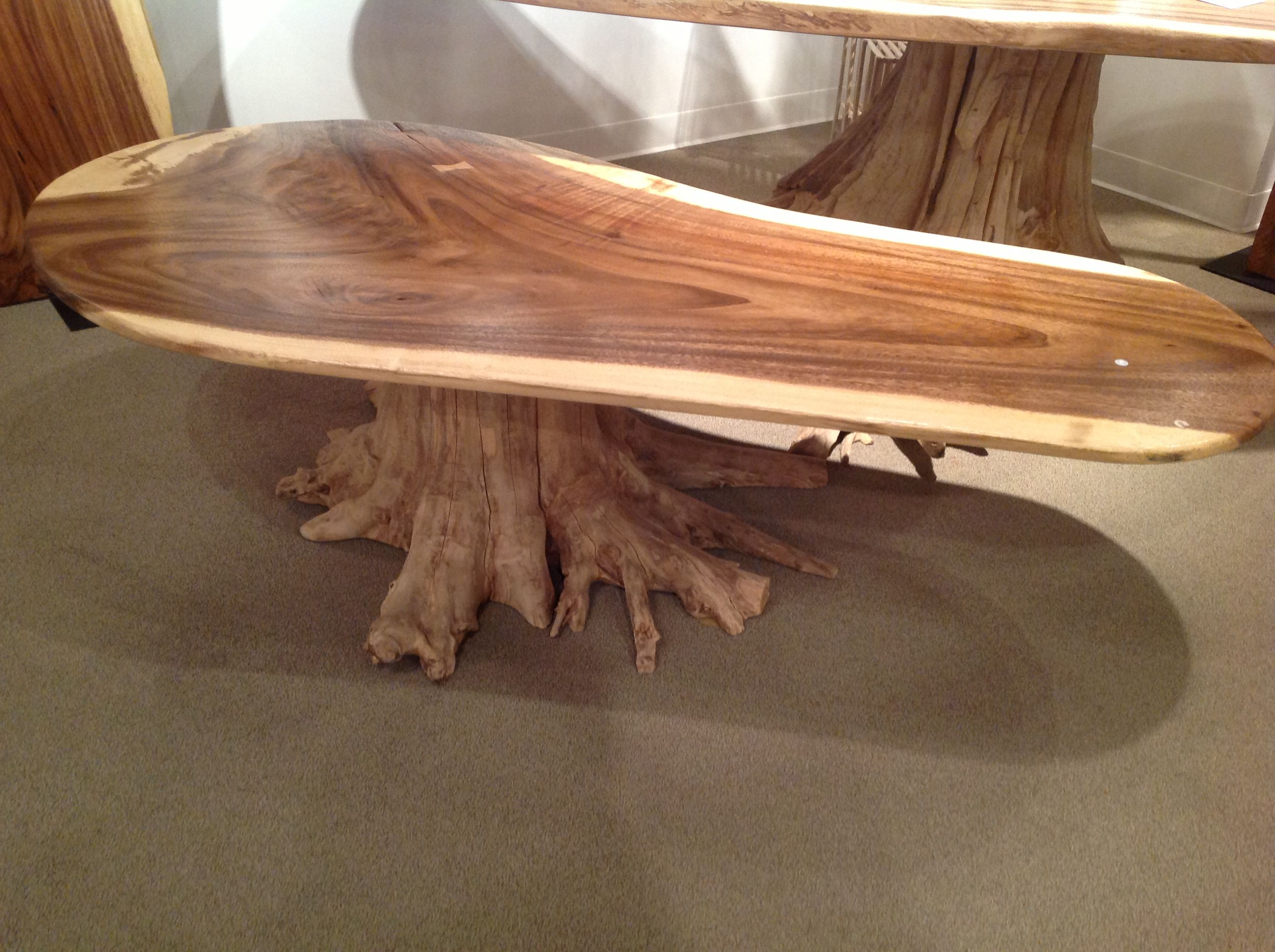 Как сделать стол из корней дерева?