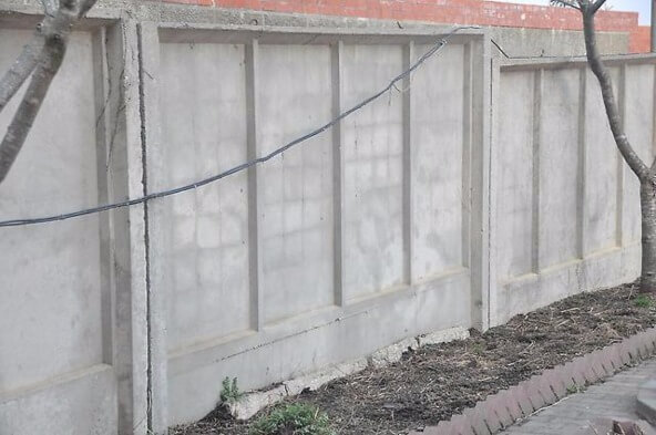 Забор бетонный секционный своими руками