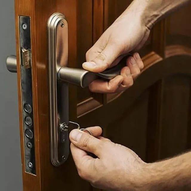 Как открыть замок входной двери без ключа самостоятельно: железную, металлическую дверь