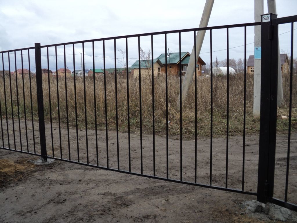 Забор из установки: особенности и прутьев материала - блог о ремонте