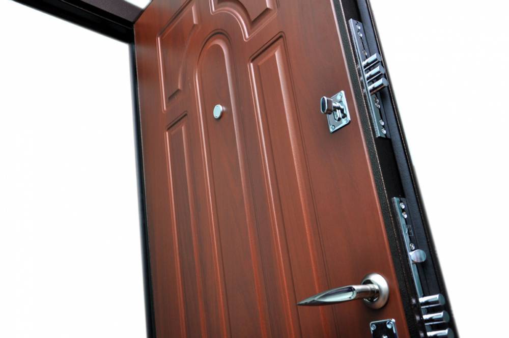 Какие металлические двери входные считаются самыми лучшими и отзывы