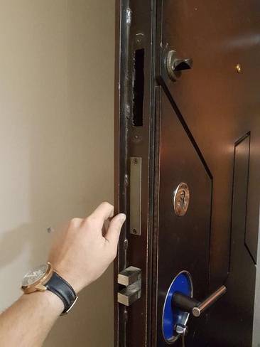 Ремонт входной металлической двери — особенности