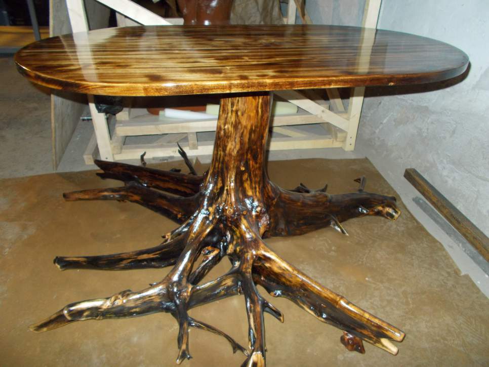 Мебель из корней: изделия из корней деревьев и коряг