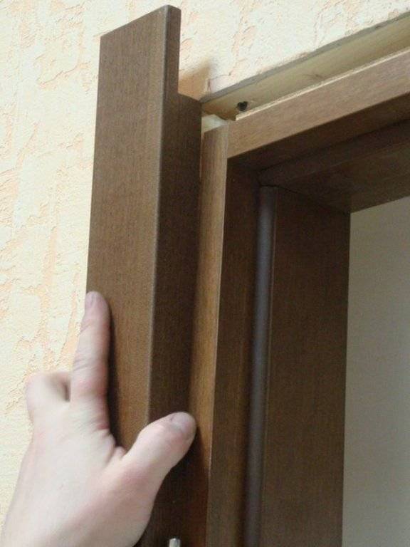 Установка наличников на межкомнатные двери своими руками — пошаговая инструкция