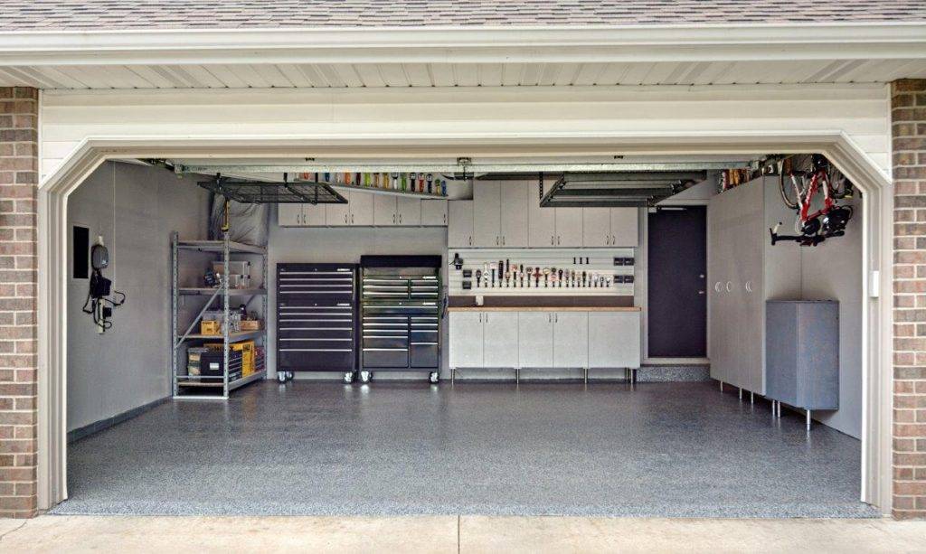 Отделка гаража внутри – обзор удачных решений для вашего «автомобильного дома»