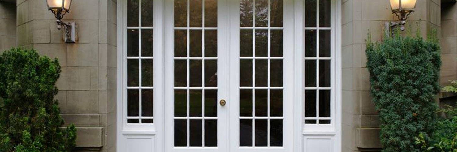 Накладные входные и межкомнатные двери: описание конструкции и преимуществ