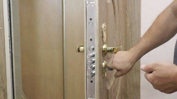 Как установить входную металлическую дверь самостоятельно?