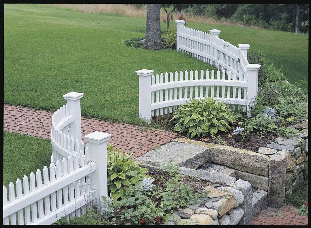 Ограждения для грядок своими руками — как сделать забор для палисадника, цветника или огорода, пошаговые инструкции с фото