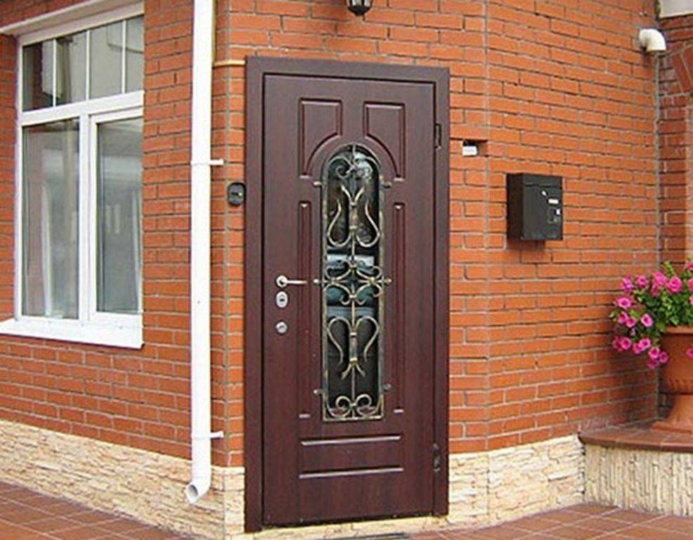 Как выбрать входную железную дверь: конструктивные особенности, типы замков как выбрать входную железную дверь