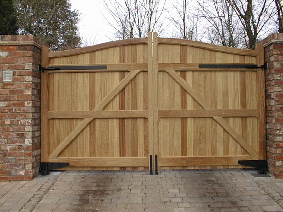 Ворота деревянные своими руками – подробная инструкция