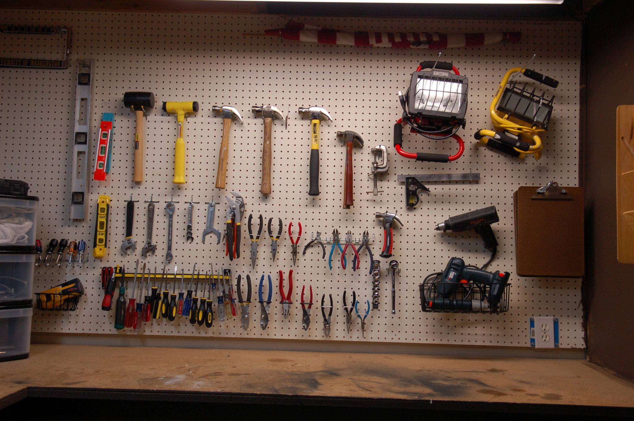 Самодельные приспособления для гаража и хранения инструмента в гараже (чертёж) - domwine