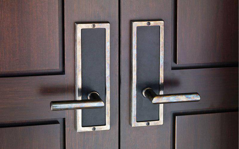 Обзор лучших дверных ручек на входную дверь со всеми достоинствами и недостатками на 2021 год