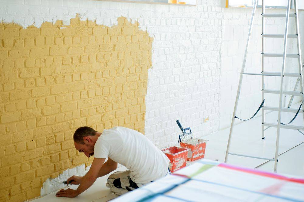 Покраска стен в гараже по штукатурке: какой цвет выбрать и топ-5 составов
