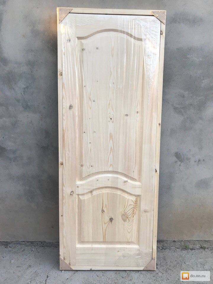 Неокрашенные двери из массива сосны, особенности полотна