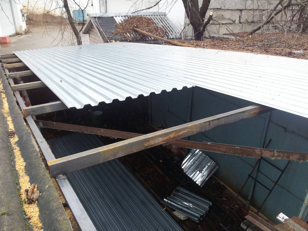 Как покрыть крышу гаража профнастилом своими руками - клуб мастеров