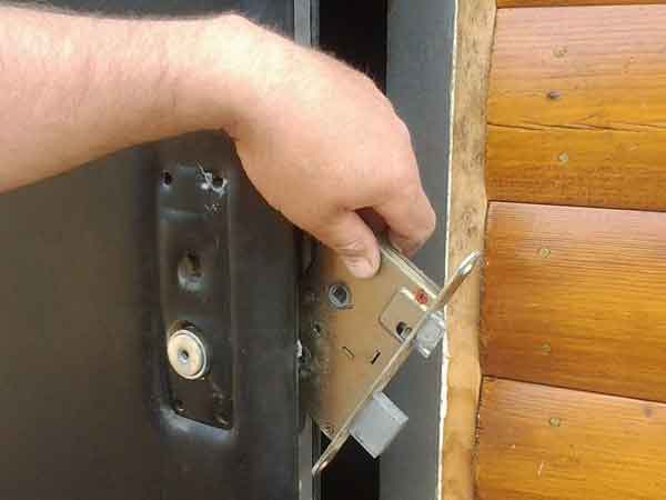 Как починить замок металлической двери. замена замков в металлической двери – metaldoors
как починить замок металлической двери. замена замков в металлической двери – metaldoors
