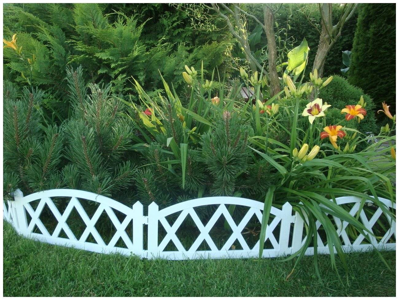 Как сделать заборчики для клумб и цветников легко, быстро и просто. 25 классных ограждений для клумб. | сад и огород | дзен