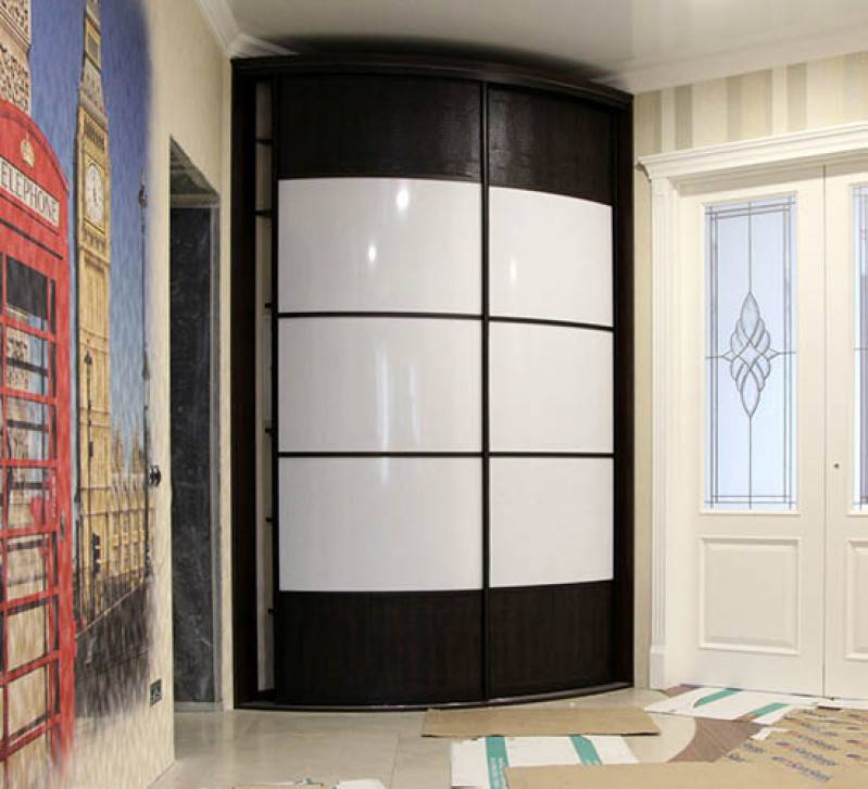 Двери в гардеробную комнату: распашные и другие варианты, фото и дизайн-проекты