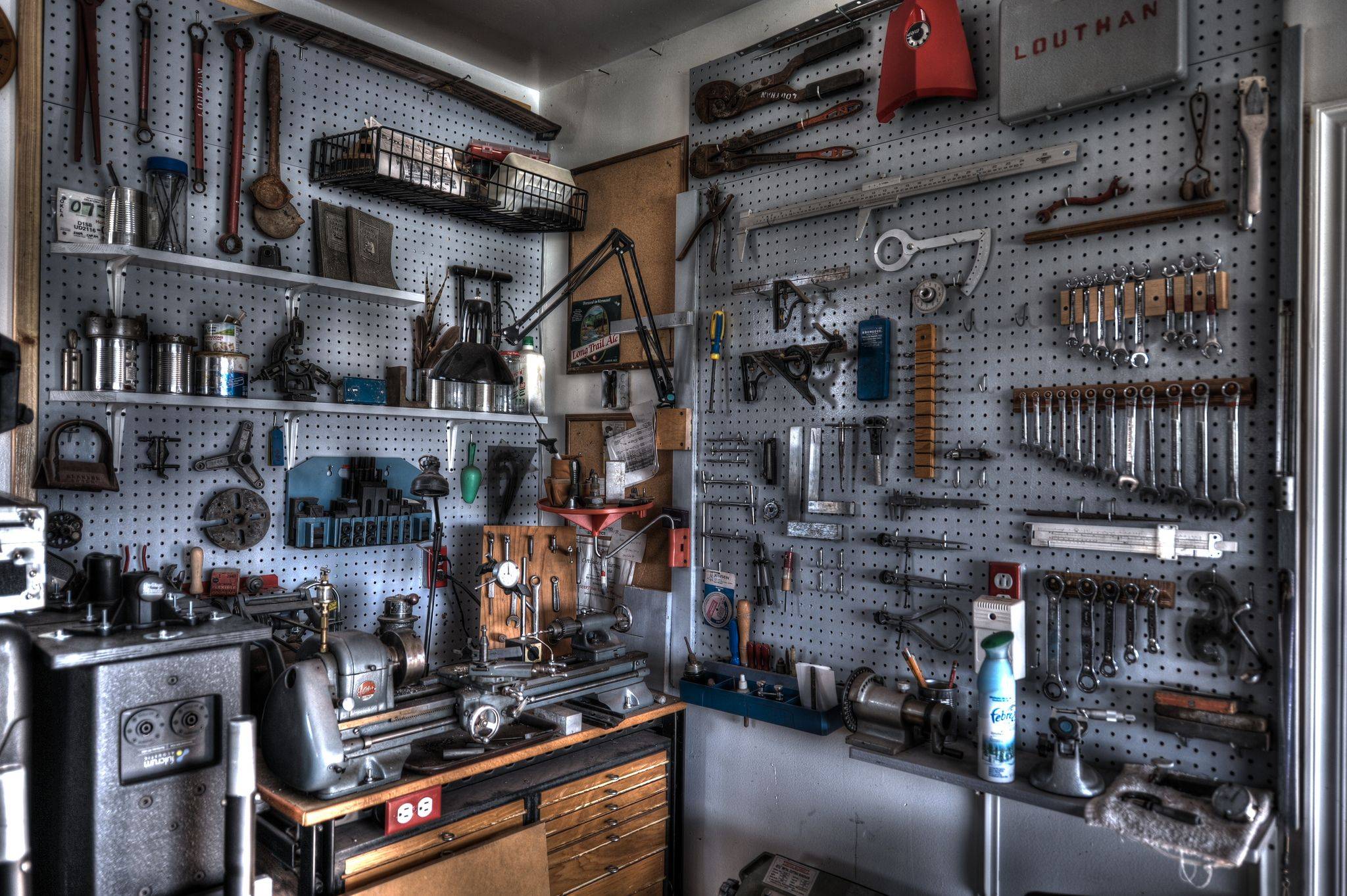 Домашняя мастерская – как ее правильно организовать и обустроить?