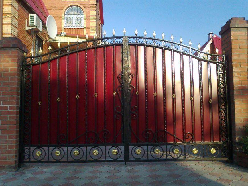 Ворота для частного дома фото своими руками