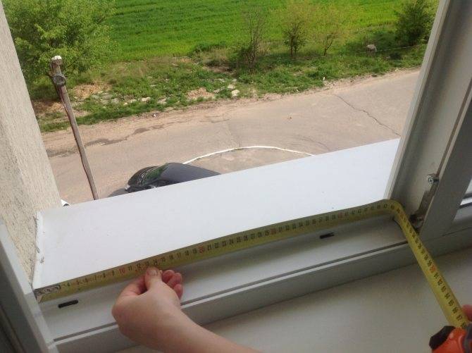 Как повесить москитную сетку на дверь