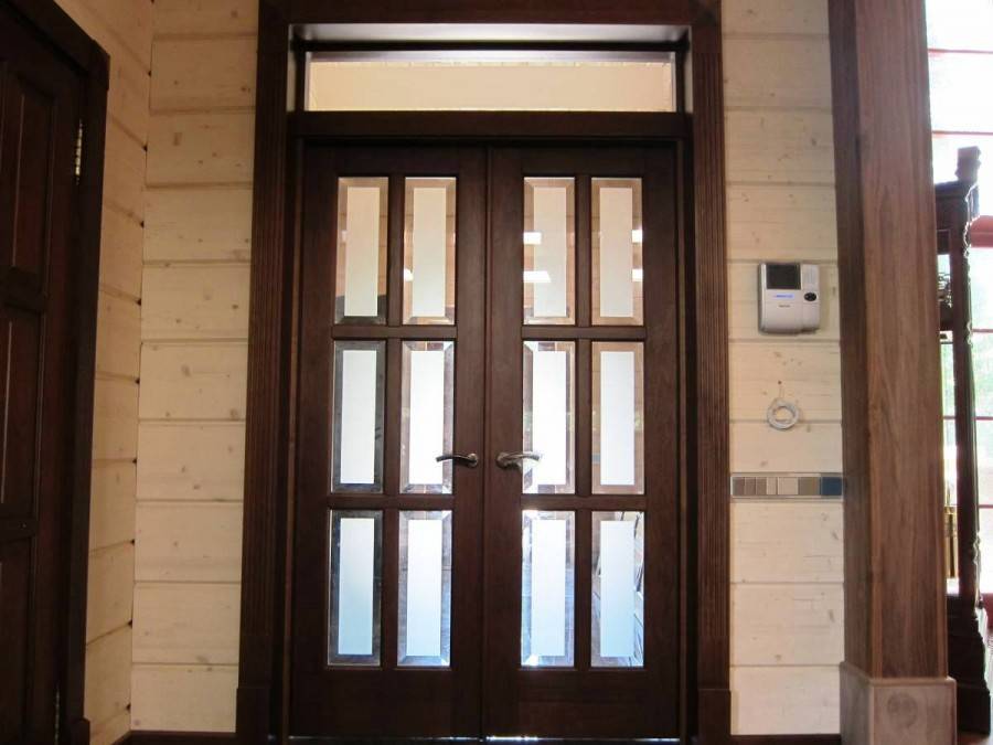 Входная дверь своими руками из дерева утепленная. как утеплить на зиму входную деревянную дверь в частном доме