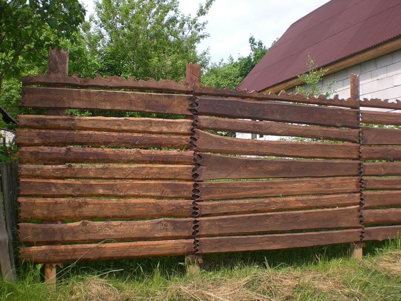 Как построить забор из горбыля своими руками