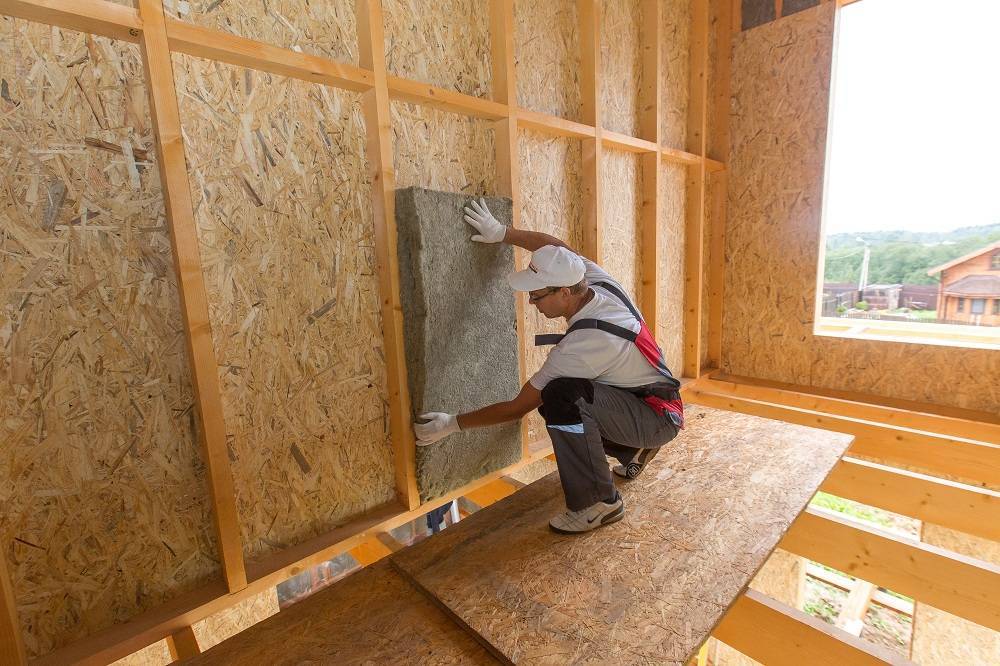 Как утеплить входную деревянную дверь: поэтапная инструкция своими руками, в частном доме | ремонтсами! | информационный портал