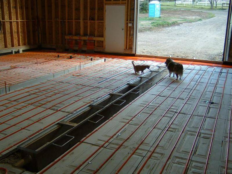 Теплый пол в гараже: как утеплить бетонный пол своими руками, водяной и электрический подогрев