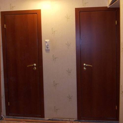 Установка двери в ванную комнату: пошаговая инструкция, с порогом и без