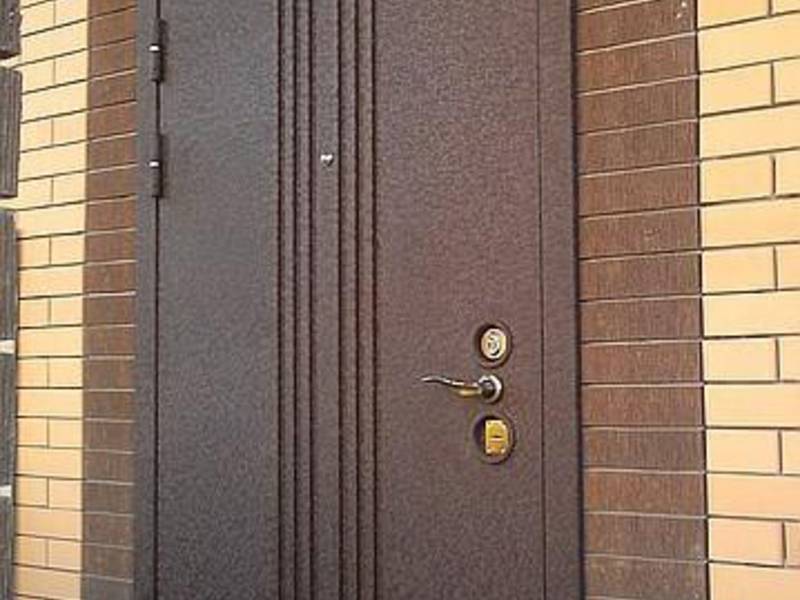 Особенности входных дверей с терморазрывом: преимущества и недостатки, популярные производители |+45 фото