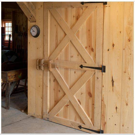 Как сделать дверь из досок своими руками - ремонт и стройка